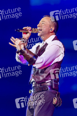 Konzert von DJ BoBo in Erfurt