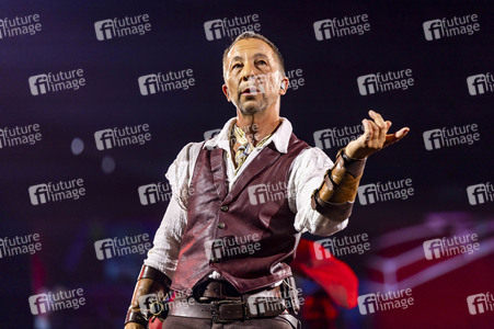 Konzert von DJ BoBo in Erfurt
