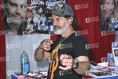 Comic Con Revolution in Ontario