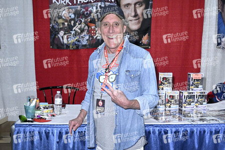 Comic Con Revolution in Ontario