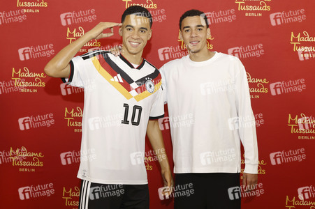Jamal Musiala bei der Präsentation seiner Wachsfigur in München