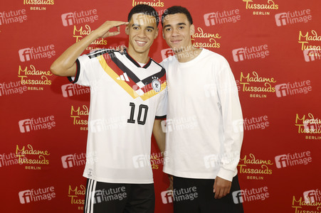 Jamal Musiala bei der Präsentation seiner Wachsfigur in München