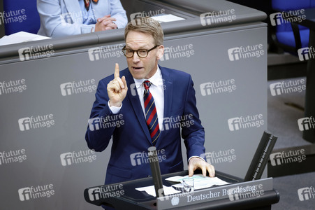 80. Sitzung des Deutschen Bundestages in Berlin