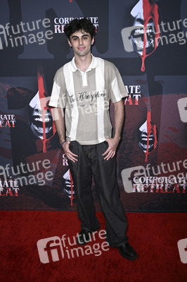 Filmpremiere 'Corporate Retreat' in Burbank