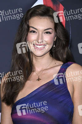 Filmpremiere 'Corporate Retreat' in Burbank