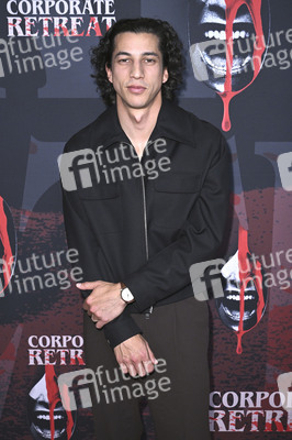 Filmpremiere 'Corporate Retreat' in Burbank