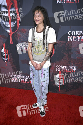 Filmpremiere 'Corporate Retreat' in Burbank