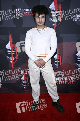Filmpremiere 'Corporate Retreat' in Burbank