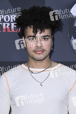 Filmpremiere 'Corporate Retreat' in Burbank