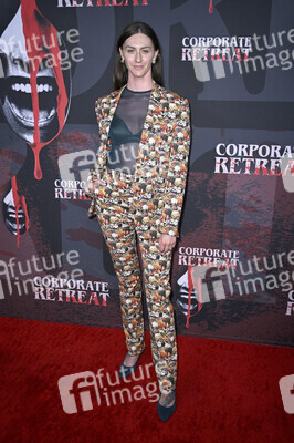 Filmpremiere 'Corporate Retreat' in Burbank