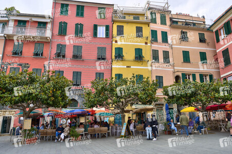Sightseeing Vernazza