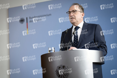 Pressestatement zu den Ergebnissen der Kabinettssitzung in Berlin