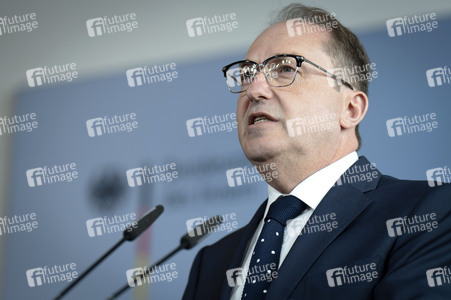 Pressestatement zu den Ergebnissen der Kabinettssitzung in Berlin
