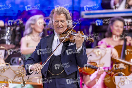 Konzert von André Rieu und dem Johann-Strauss-Orchester in Erfurt