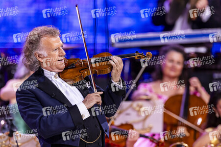 Konzert von André Rieu und dem Johann-Strauss-Orchester in Erfurt