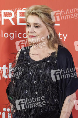 Charity Gala zugunsten der Umbrella Stiftung in Düsseldorf
