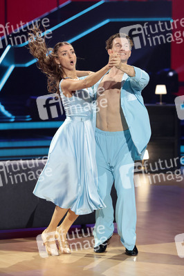 Tanzshow 'Let's Dance - Die große Profi-Challenge' in Köln