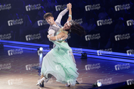 Tanzshow 'Let's Dance - Die große Profi-Challenge' in Köln