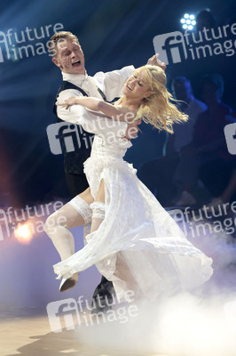 Tanzshow 'Let's Dance - Die große Profi-Challenge' in Köln