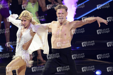 Tanzshow 'Let's Dance - Die große Profi-Challenge' in Köln