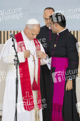 Papst Leo XIV. besucht das Cedia 24 Horas in Madrid