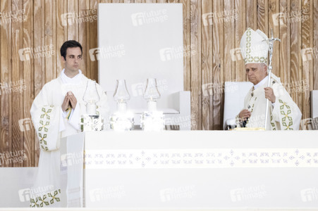 Papst Leo XIV. hält die Corpus Christi Messe in Madrid