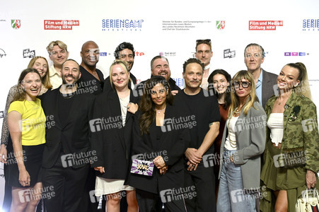 Festivaleröffnung und Serienpremiere 'Back for More', Seriencamp Festival 2026 in Köln