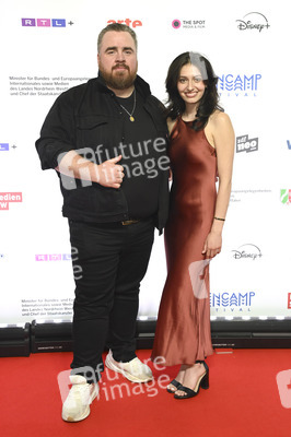 Festivaleröffnung und Serienpremiere 'Back for More', Seriencamp Festival 2026 in Köln