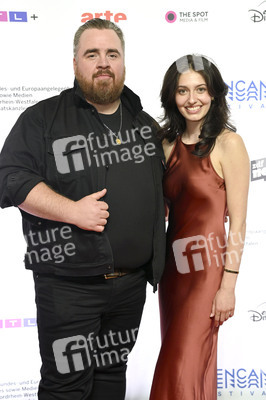 Festivaleröffnung und Serienpremiere 'Back for More', Seriencamp Festival 2026 in Köln