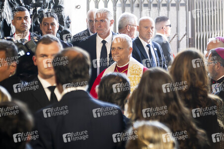 Papst Leo XIV. in der Kathedrale St. Maria von Almudena in Madrid