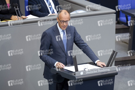 83. Sitzung des Deutschen Bundestages in Berlin
