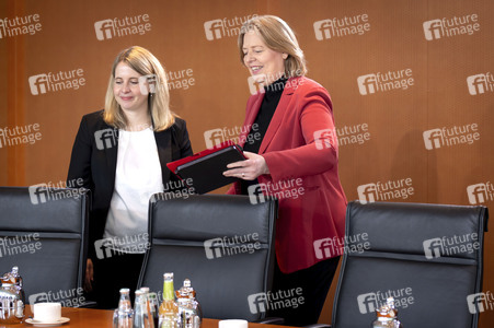 48. Kabinettsitzung des Bundeskabinetts in Berlin