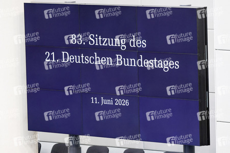 83. Sitzung des Deutschen Bundestages in Berlin