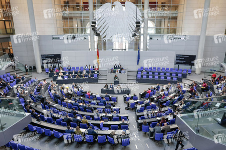 83. Sitzung des Deutschen Bundestages in Berlin