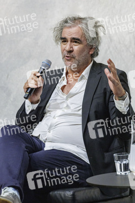 Talk mit Deniz Yücel in Düsseldorf