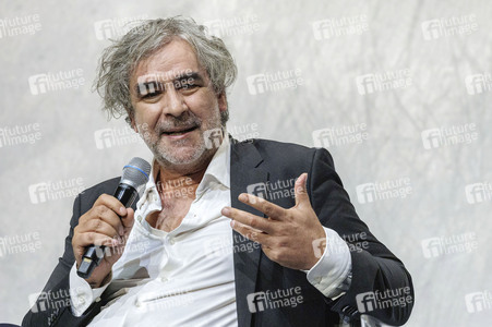 Talk mit Deniz Yücel in Düsseldorf