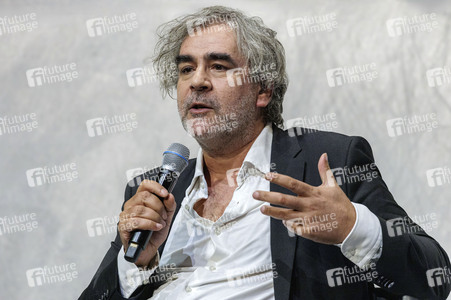 Talk mit Deniz Yücel in Düsseldorf