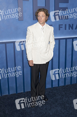 Season 5 Premiere 'The Bear' in New York