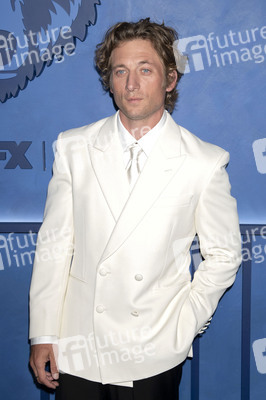 Season 5 Premiere 'The Bear' in New York