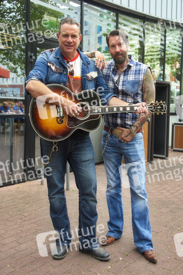 The BossHoss - Das kleinste Konzert ihrer Bandgeschichte in Berlin