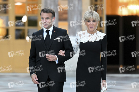 Präsident Macron empfängt Präsident Trump in Versailles