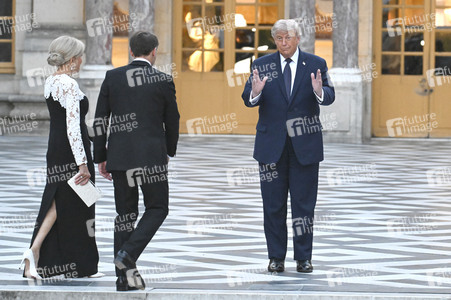 Präsident Macron empfängt Präsident Trump in Versailles