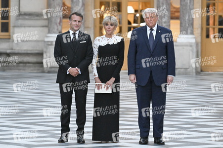 Präsident Macron empfängt Präsident Trump in Versailles