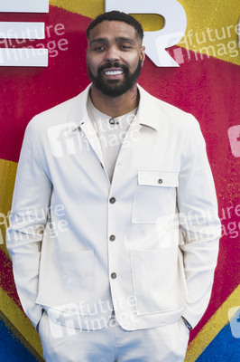 UK Sneak Peek Fan Event 'Supergirl' in London