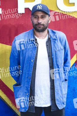 UK Sneak Peek Fan Event 'Supergirl' in London