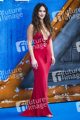 UK Sneak Peek Fan Event 'Supergirl' in London