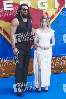 UK Sneak Peek Fan Event 'Supergirl' in London