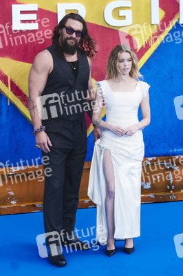 UK Sneak Peek Fan Event 'Supergirl' in London