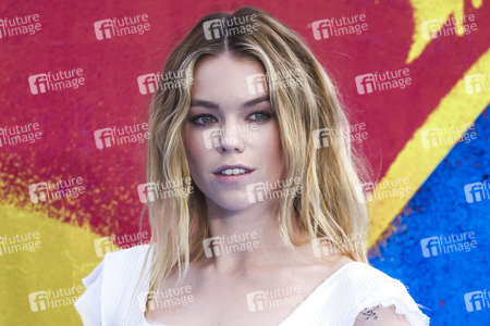 UK Sneak Peek Fan Event 'Supergirl' in London