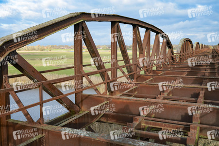 Dömitzer Eisenbahnbrücke in Langendorf